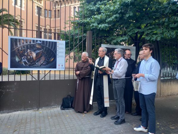 Inaugurada en Barcelona la exposición «Los guardianes de la Tumba de Cristo»